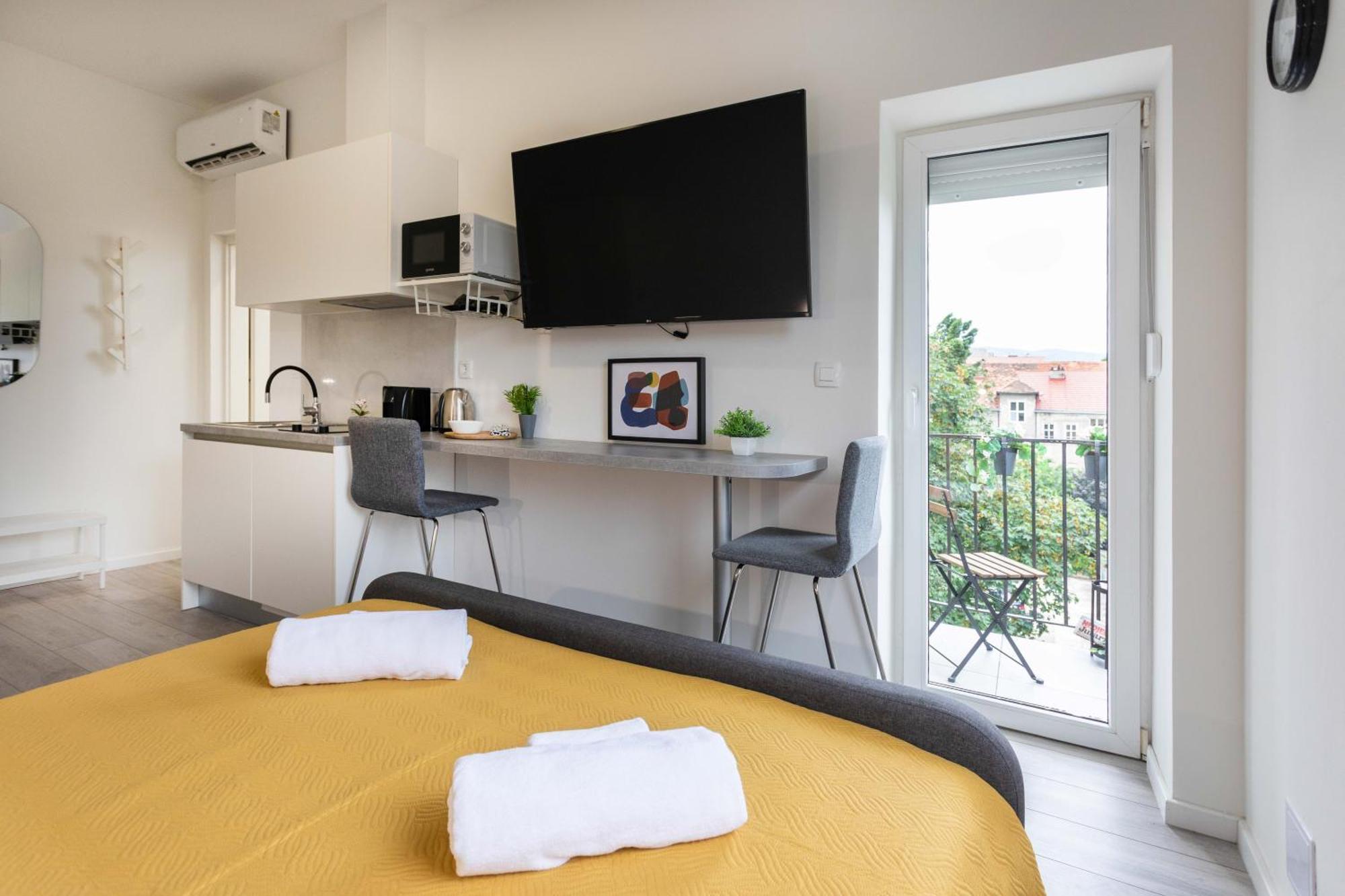 Bright And Modern Apartments In City Center Zagreb Extérieur photo